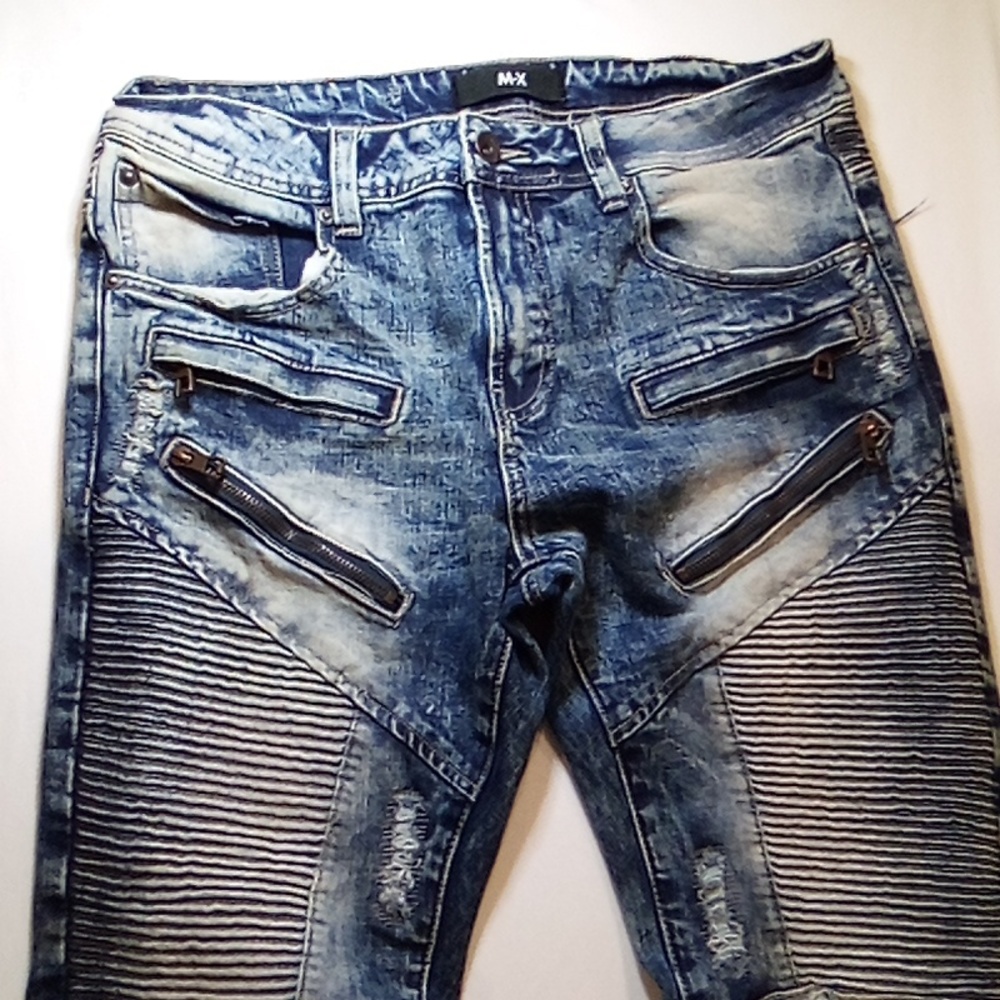 M-X, Size 32"x32", Washed Blue, Straight Leg, Denim Jeans
